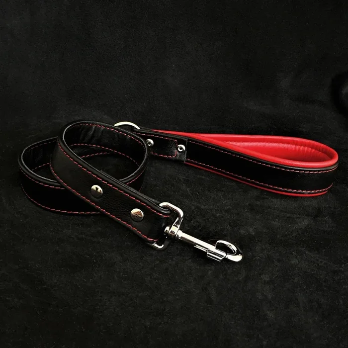 Guinzaglio per cani in morbida pelle nera