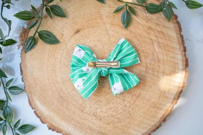 Otter Half Hair Bows