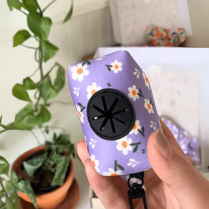 Purple Daisy GlamGo™ – Poop Bag Case – Posh Exits