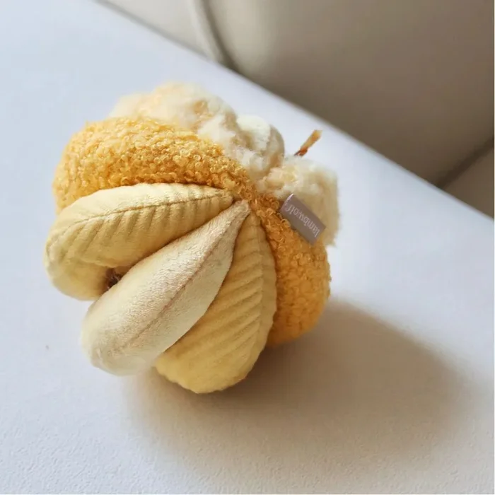 Toto Squeaky Snuffle Ball Dog Toy